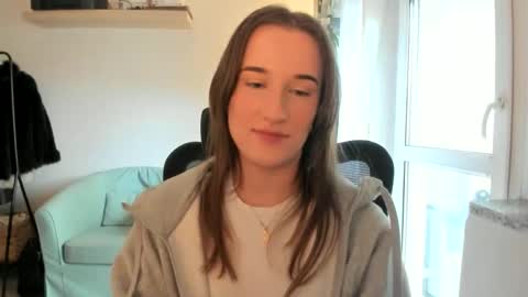 Oliwiaa2004 online show from 04.10.26