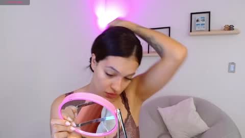 Olivia Bram online show from 05.10.26