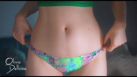 Snapshot of oliviadellvine chatting on 02.17.26 Olivia online show from 02.17.26