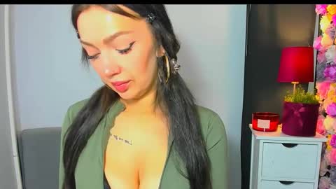 OliviaDirty online show from 04.28.26