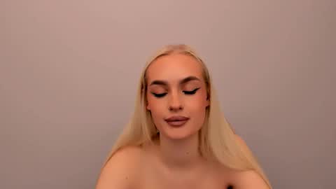 oliviaBeauty online show from 02.09.26