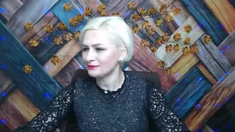 OliviaHorst online show from 11.24.25