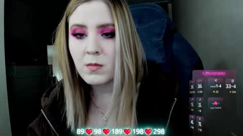 . online show from 12.05.25