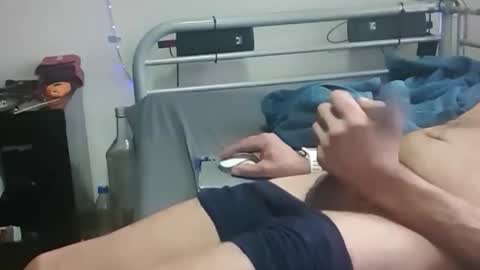 olivier_21 online show from 10.16.25