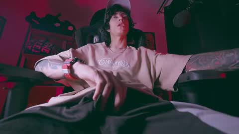     online show from 03.05.26