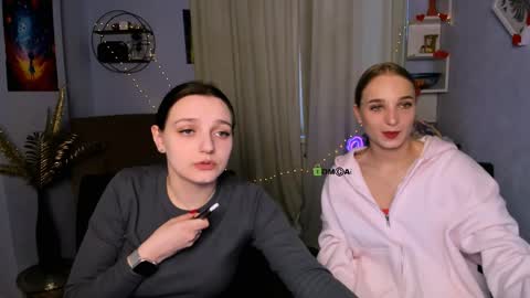 Ollivia online show from 04.22.26