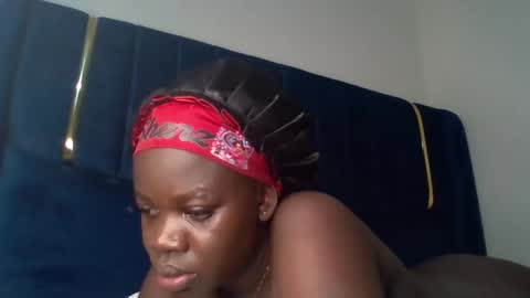 ollleina online show from 04.05.26