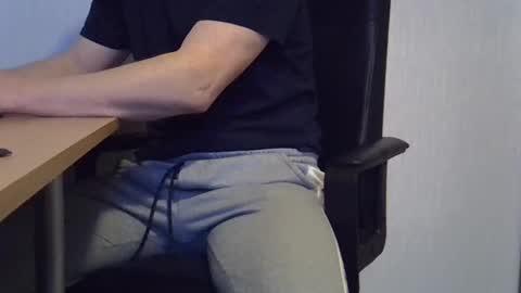 Snapshot of ollo2023 chatting on 01.17.25 Edwin online show from 01.17.25