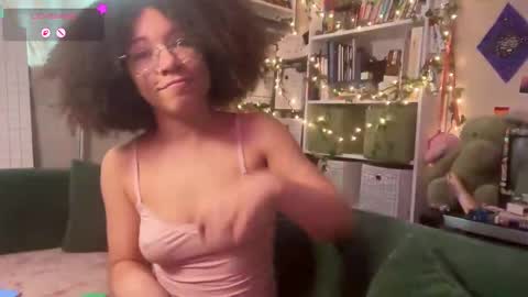 Snapshot of ollythegreat chatting on 03.16.26 olly online show from 03.16.26