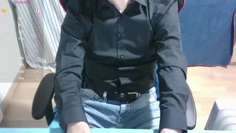 Snapshot of omar87ram chatting on 01.03.25 Omar online show from 01.03.25