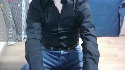 Snapshot of omar87ram chatting on 03.04.25 Omar online show from 03.04.25