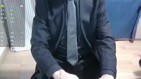 Snapshot of omar87ram chatting on 10.13.25 Omar online show from 10.13.25