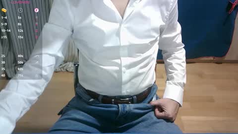 Snapshot of omar87ram chatting on 10.31.25 Omar online show from 10.31.25