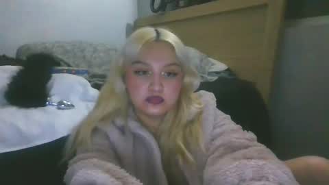 Snapshot of omathena11_11 chatting on 01.11.25 omathena11_11 online show from 01.11.25