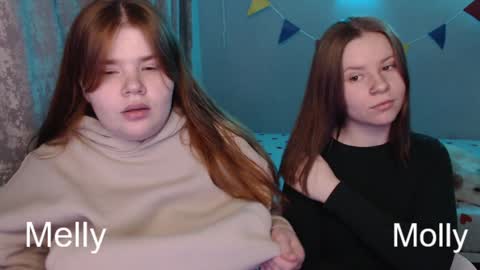 Snapshot of omellyoo chatting on 01.04.25 MellY online show from 01.04.25