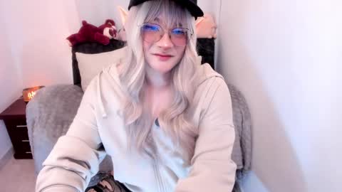 Snapshot of omorimori chatting on 05.17.26 Omori Chan online show from 05.17.26