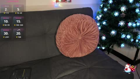 Snapshot of on_tefa chatting on 12.15.24 Violette online show from 12.15.24