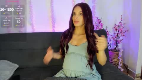 Snapshot of on_tefa chatting on 02.08.26 Violette online show from 02.08.26