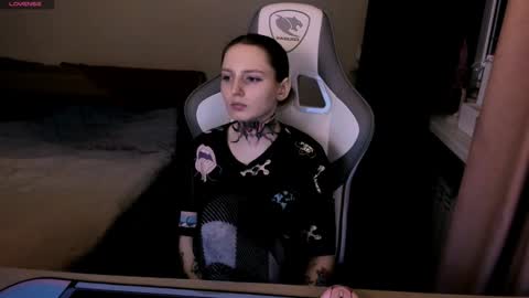 on_yxxx online show from 12.24.24