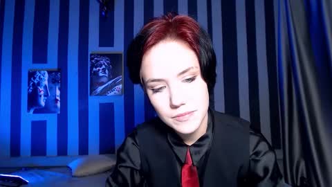 Snapshot of onaloon chatting on 09.25.25 onaloon online show from 09.25.25