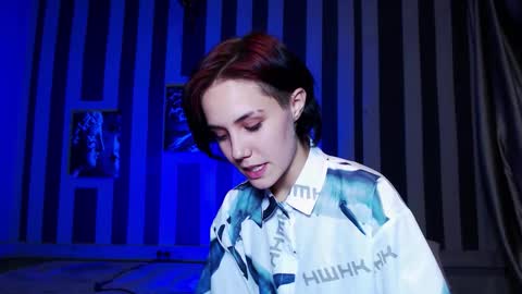 Snapshot of onaloon chatting on 10.21.25 onaloon online show from 10.21.25