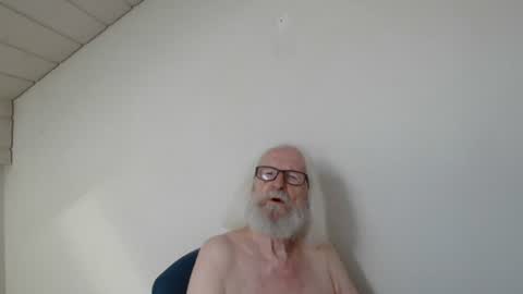 Snapshot of onanister chatting on 07.13.26 Somewhere over the rainbow online show from 07.13.26