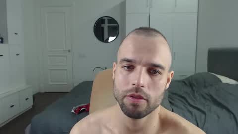 onebestlover online show from 02.10.25