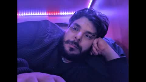 Snapshot of onecrew1 chatting on 10.30.25 onecrew1 online show from 10.30.25