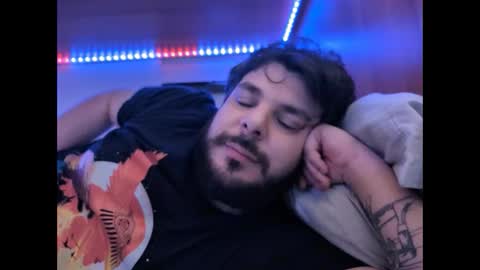 Snapshot of onecrew1 chatting on 11.08.25 onecrew1 online show from 11.08.25