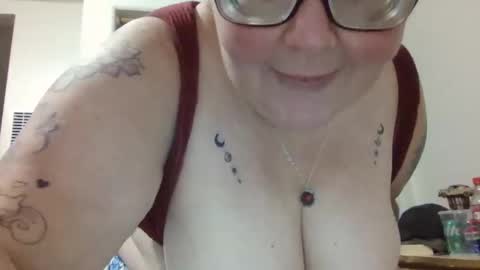 Pixie online show from 02.12.25