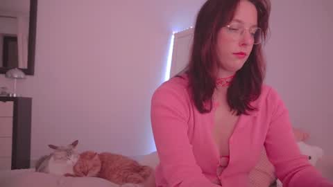 Ariel online show from 02.14.26