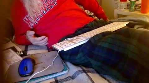 Snapshot of onemattu chatting on 12.23.25 Mattu online show from 12.23.25