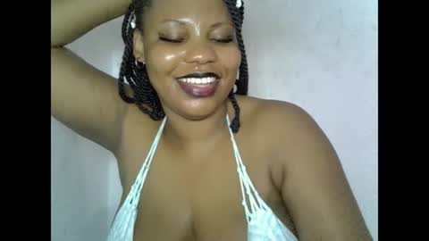 Snapshot of oneofdbestchubbygaloncb chatting on 06.25.26 oneofdbestchubbygaloncb online show from 06.25.26