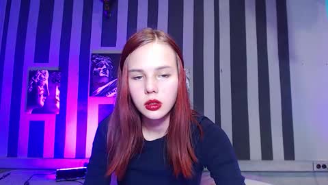 onessandra online show from 10.08.25