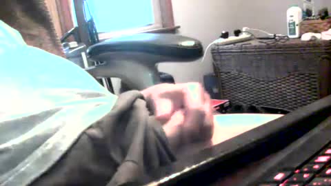 Snapshot of oneyedjackin chatting on 10.07.25 oneyedjackin online show from 10.07.25