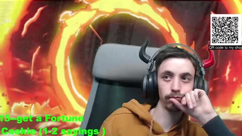 Snapshot of oni_hoshi chatting on 12.08.24 Oni hoshi online show from 12.08.24