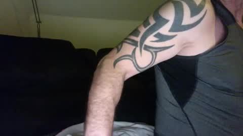 Snapshot of onkel90 chatting on 09.14.25 onkel90 online show from 09.14.25