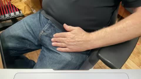 onlocationnyc online show from 04.10.26