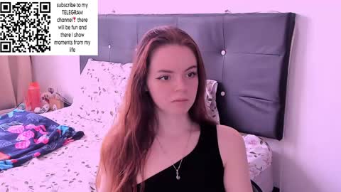 Snapshot of only_sarah1 chatting on 12.06.24 only_sarah1 online show from 12.06.24