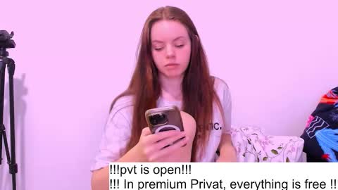 only_sarah1 online show from 10.24.25