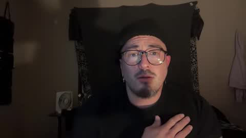 Snapshot of only_yours970 chatting on 11.30.25 only_yours970 online show from 11.30.25