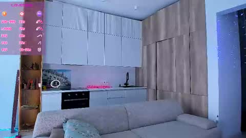 Snapshot of onlycatsss chatting on 03.11.25 Amelia online show from 03.11.25