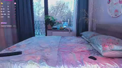 Snapshot of onlycatsss chatting on 11.09.25 Amelia online show from 11.09.25