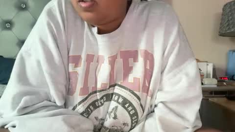 onlyinurdreams00 online show from 11.20.25