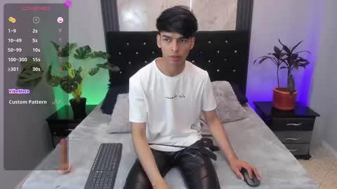 Snapshot of onlyjos_ chatting on 10.26.25 Josh - Schedule 1400 - 2200 online show from 10.26.25