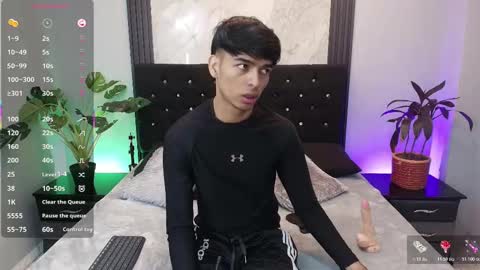 Snapshot of onlyjos_ chatting on 11.05.25 Josh - Schedule 1400 - 2200 online show from 11.05.25