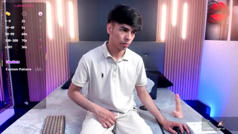 Snapshot of onlyjos_ chatting on 11.11.25 Josh - Schedule 1400 - 2200 online show from 11.11.25