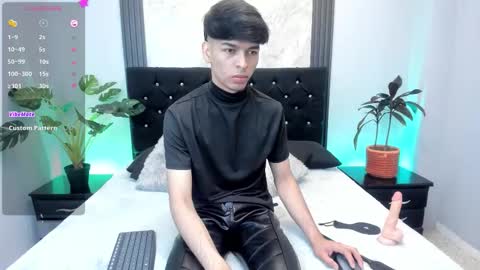 Snapshot of onlyjos_ chatting on 11.23.25 Josh - Schedule 1400 - 2200 online show from 11.23.25