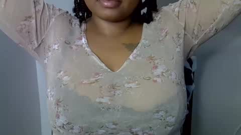 Snapshot of onlyyhazelbrown chatting on 11.07.25 Patience online show from 11.07.25