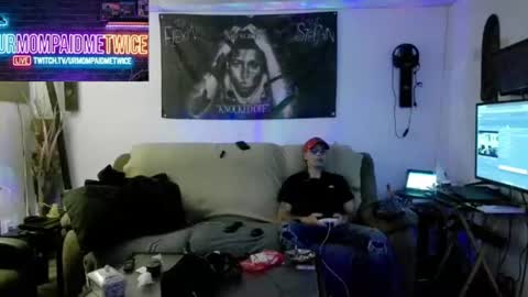 Snapshot of ontarioguy78 chatting on 06.12.26 ontarioguy78 online show from 06.12.26